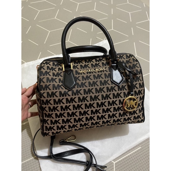 PRELOVED PL MK MICHAEL KORS BEDFORD DUFFLE SATCHEL IN SIGNATURE BLACK BEIGE