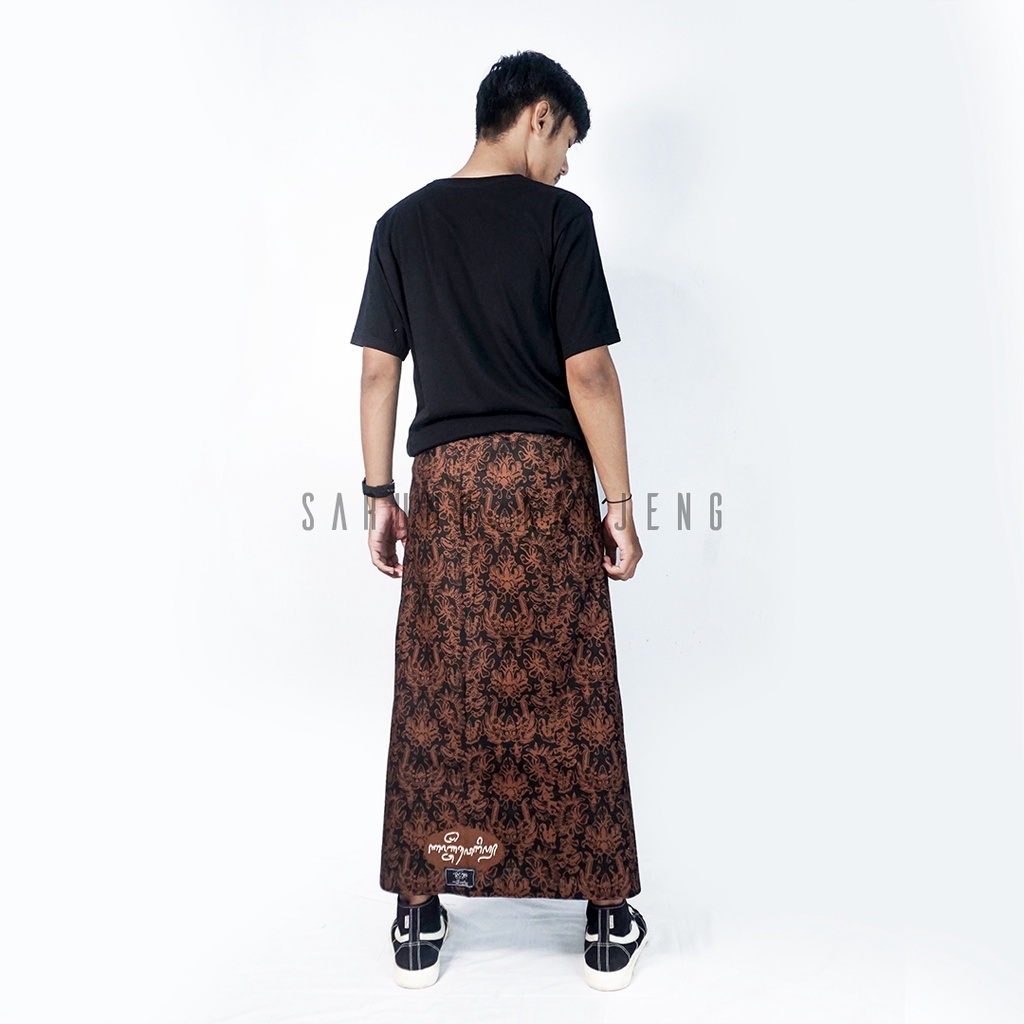 Sarung Batik Sarung Kanjeng Motif Makutorojo