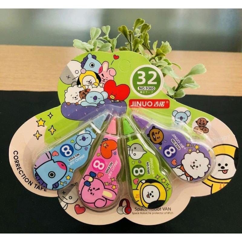 

Spesifikasi Produk :- Motif kartu BT21- Bahan Plastik- Tape : 5 MM x 8 Meter- Long Life & Anti Selip