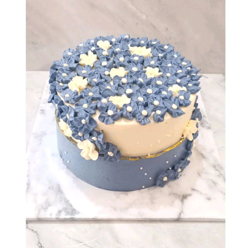 

Korean Cake/Birthday Cake/Aldora Bakery