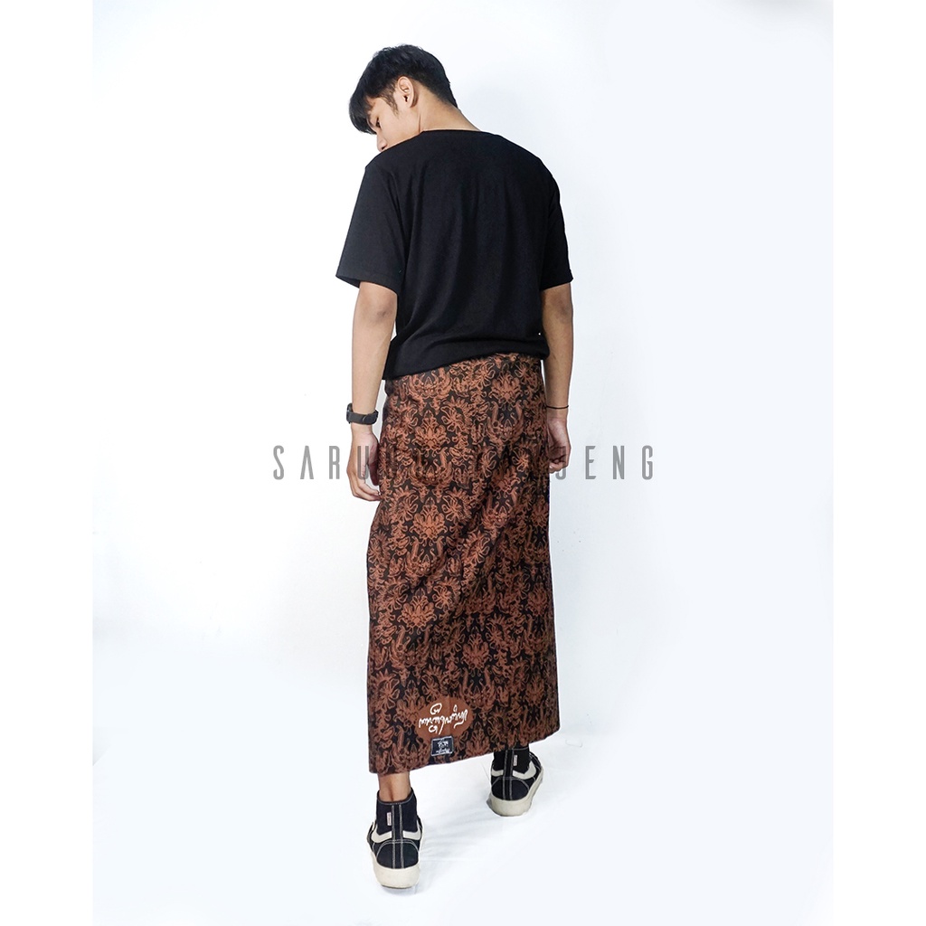 Sarung Batik Sarung Kanjeng Motif Makutorojo