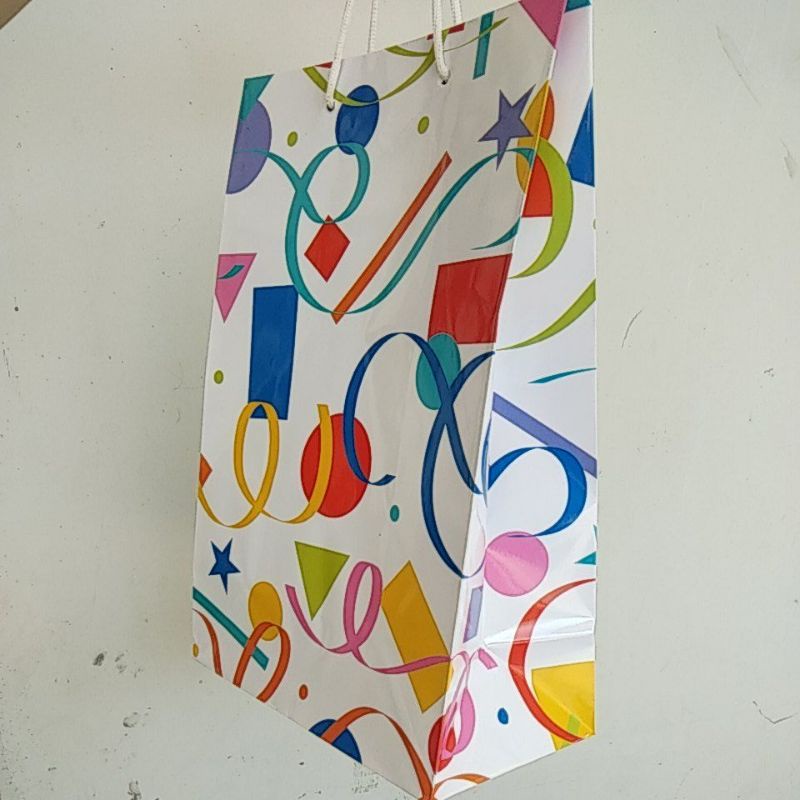 

PAPERBAG MOTIF PREMIUM 22X34X12