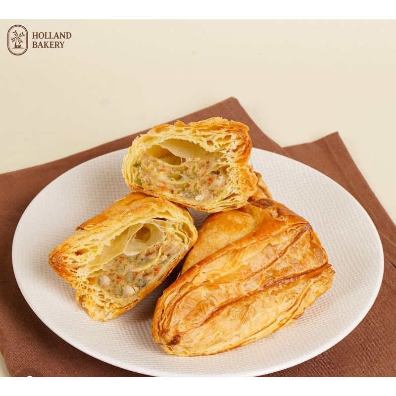 

Chicken Pie Holland Bakery