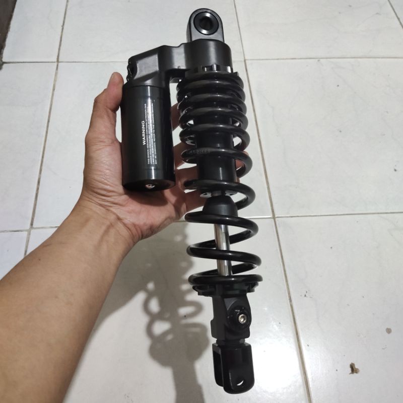 Shockbreaker matic tabung atas Copy Wp ukuran 330mm Beat Vario125 vario150 mio fino