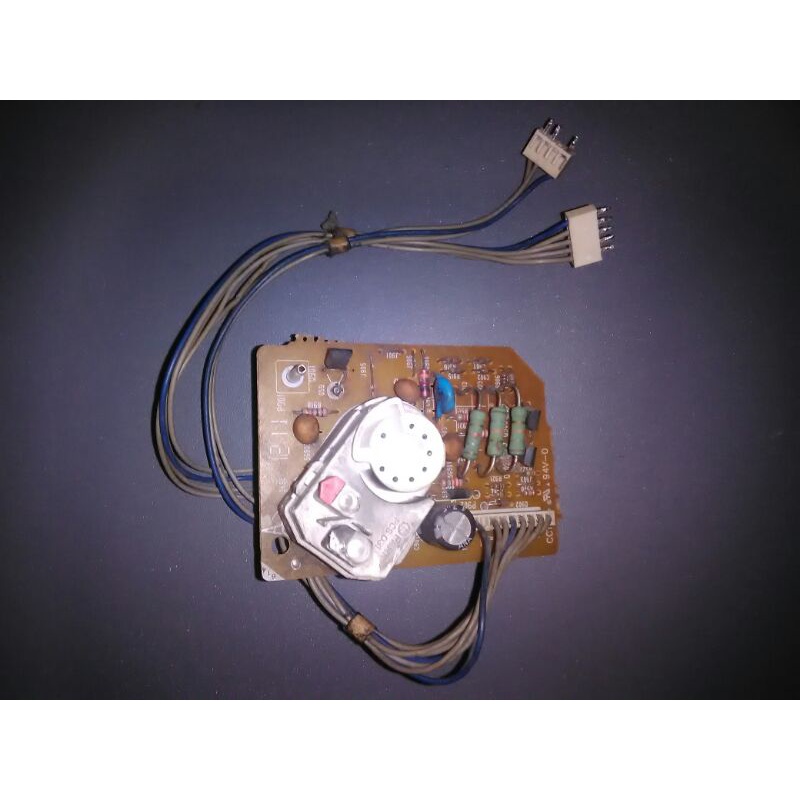 rgb tv LG Slim 14inch leher kecil