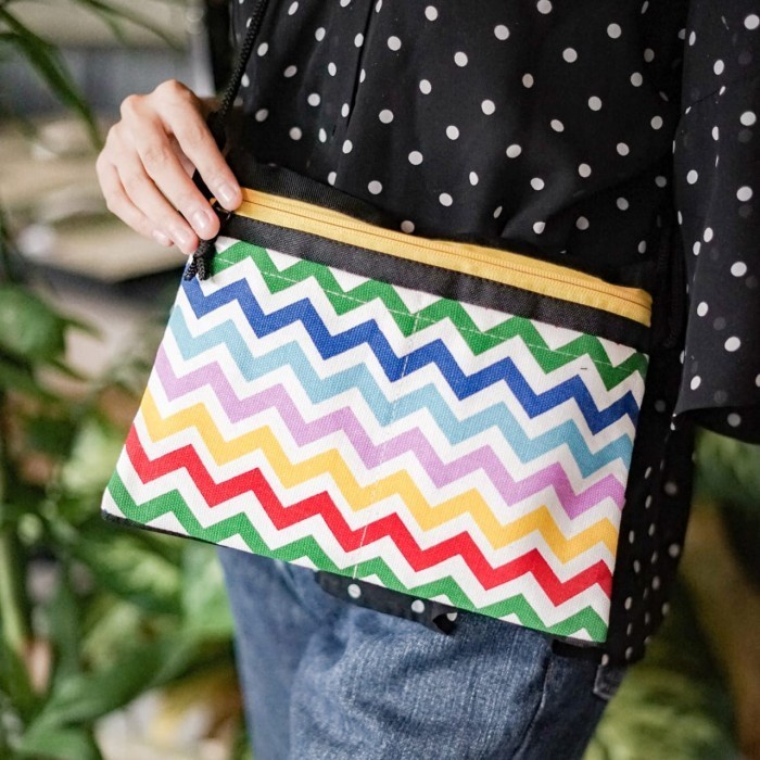 tas hp wanita tas selempang Tas Sling Bag Kanvas Wanita Cewek Kekinian Tas Slempang Tempat Hp Lucu -