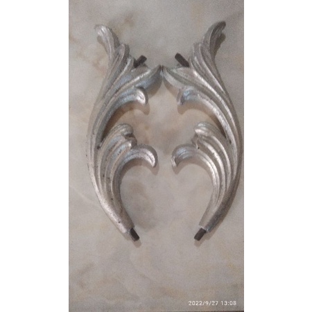 (2 Pcs) Ornamen Pagar/Terali/Railing Tangga/ Balkon Klasik Cor Alumunium SR12-500