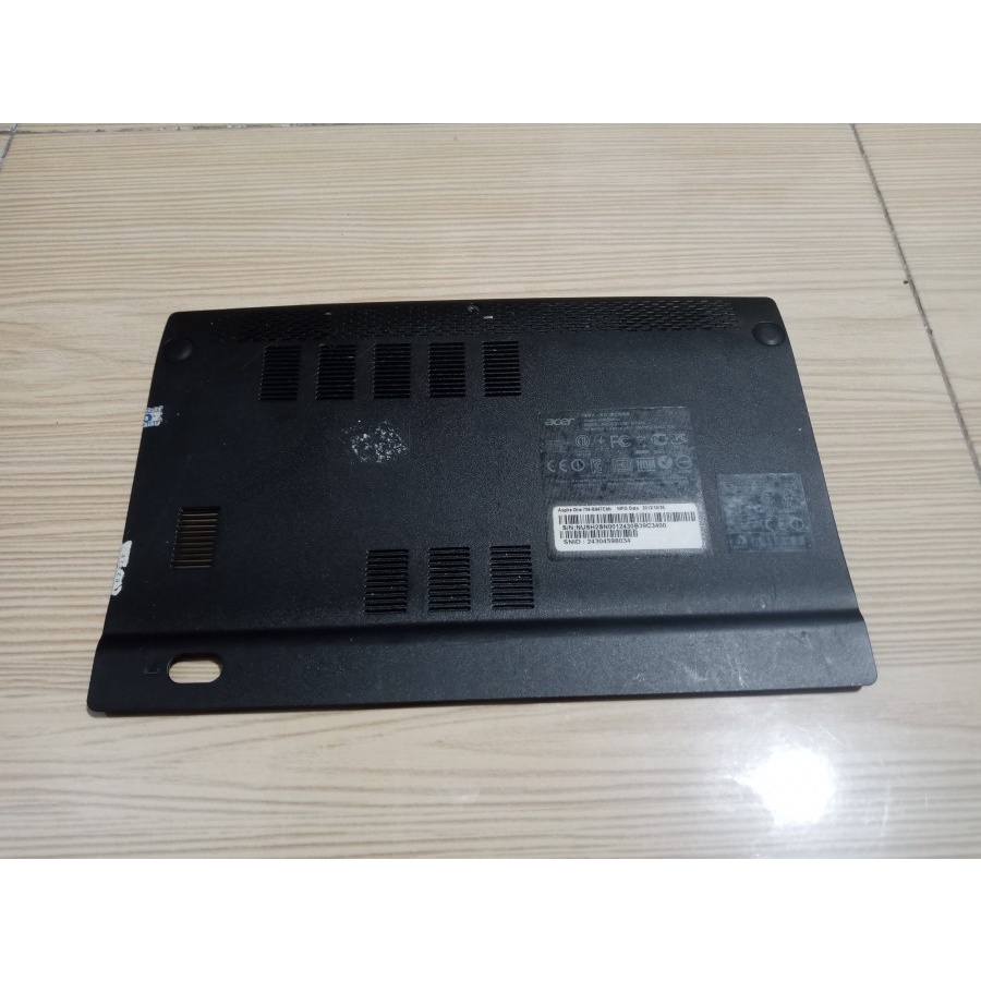 Casing Tutup Bawah Notebook Acer Aspire One 756 AO756