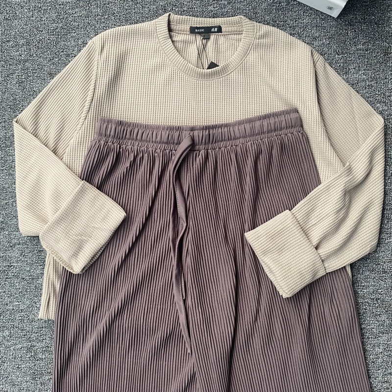 ONE SET Setelan Kaos dan Kulot-WF Coksu-KL Darkmilo