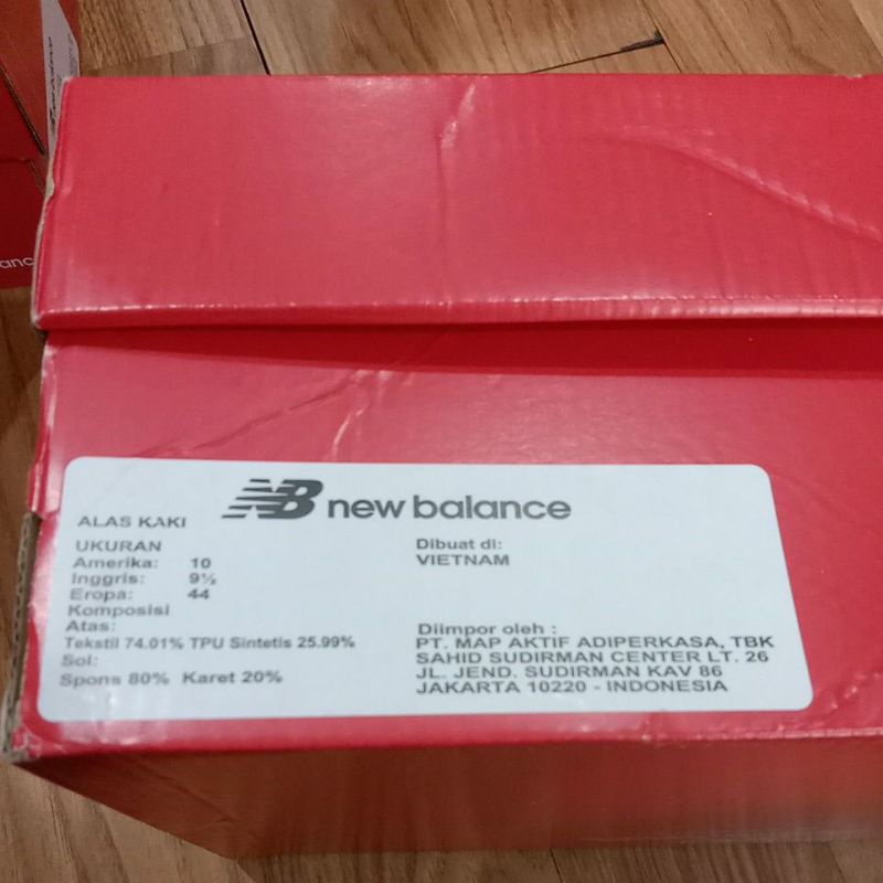 sepatu new balance MDRFTRN1