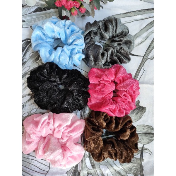 Ikat Rambut Scrunchie PREMIUM Bahan Bludru Kualitas Import - Kuncir Rambut Import Jumbo