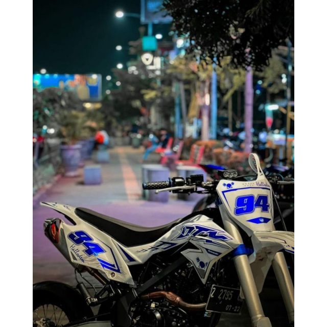 DECAL KLX DTRACKER PUTIH BIRU BAHAN MAXDECAL BISA CUSTOM