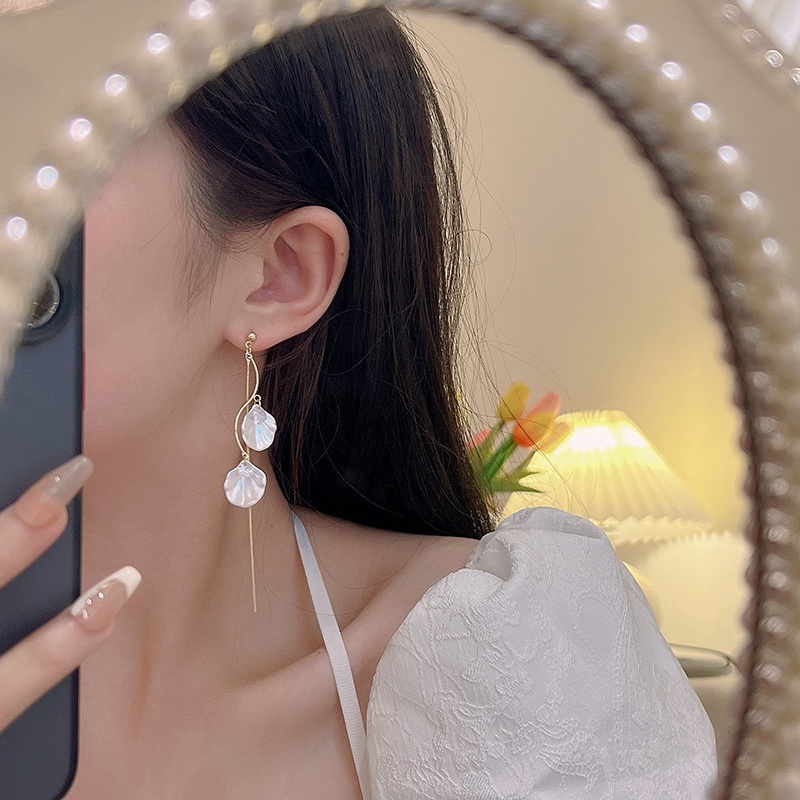 Anting Gantung Panjang Model Rumbai Bahan Silver 925 Dengan Zircon Untuk Wanita