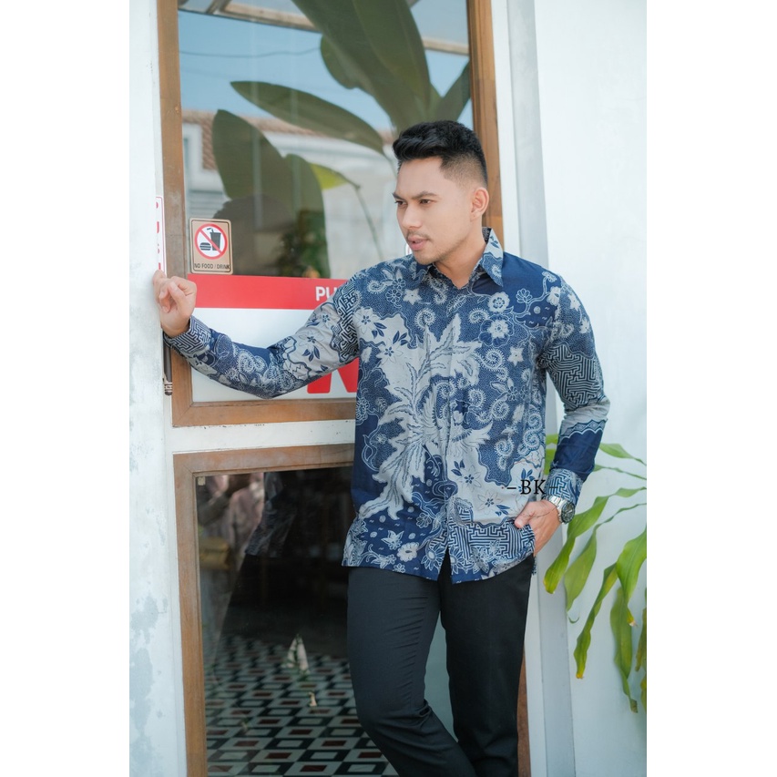 KEMEJA BATIK CENDRAWASIH NAVY