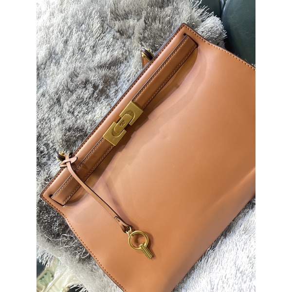 tory burch lee Radziwill large