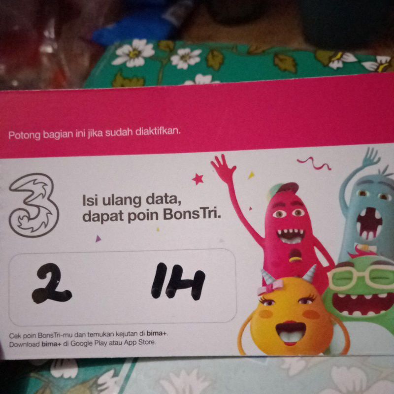 Voucher kuota three 2gb 1hari