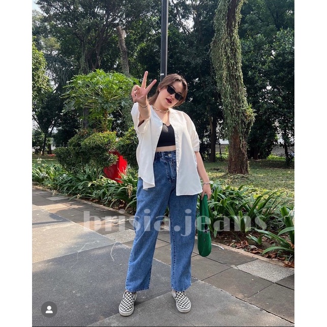 BRISIA JEANS - JI-EUN Boyfriend Jeans Size 27-38 - Snow Blue - Snow Black / Highwaist Jeans