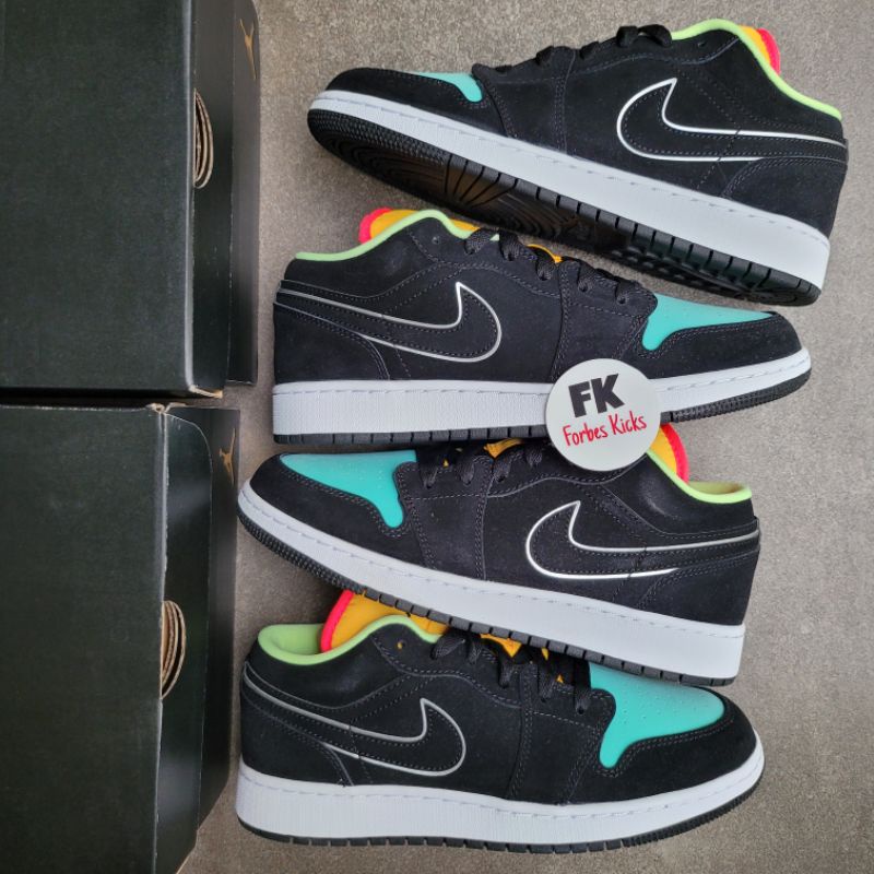 Air Jordan 1 Low Black Aurora Green Laser Orange (GS)