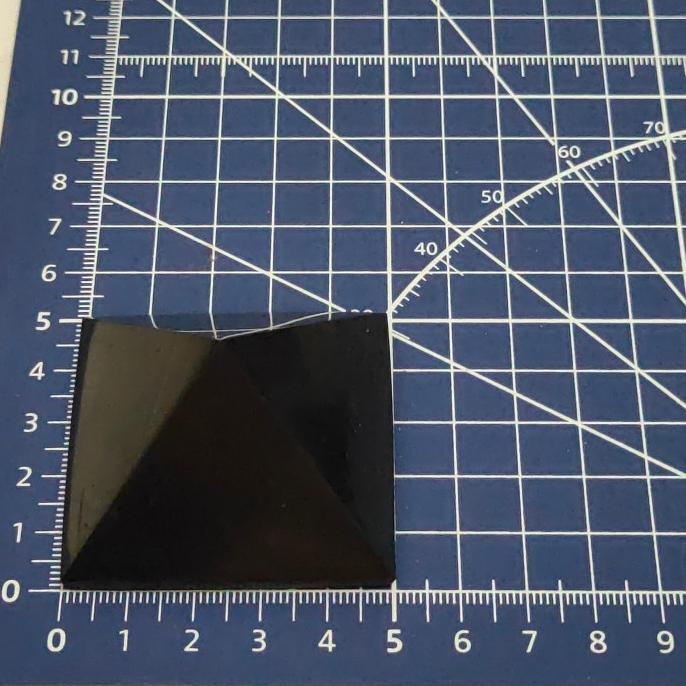 

Pyramid Shungite 5 cm Original