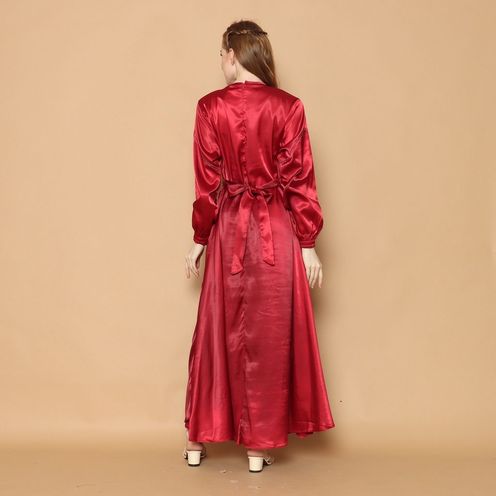 GAMIS PAYET MAURA MODEL SERONG BAHAN PREMIUM SATIN SILK WARNA MERAH MAROON