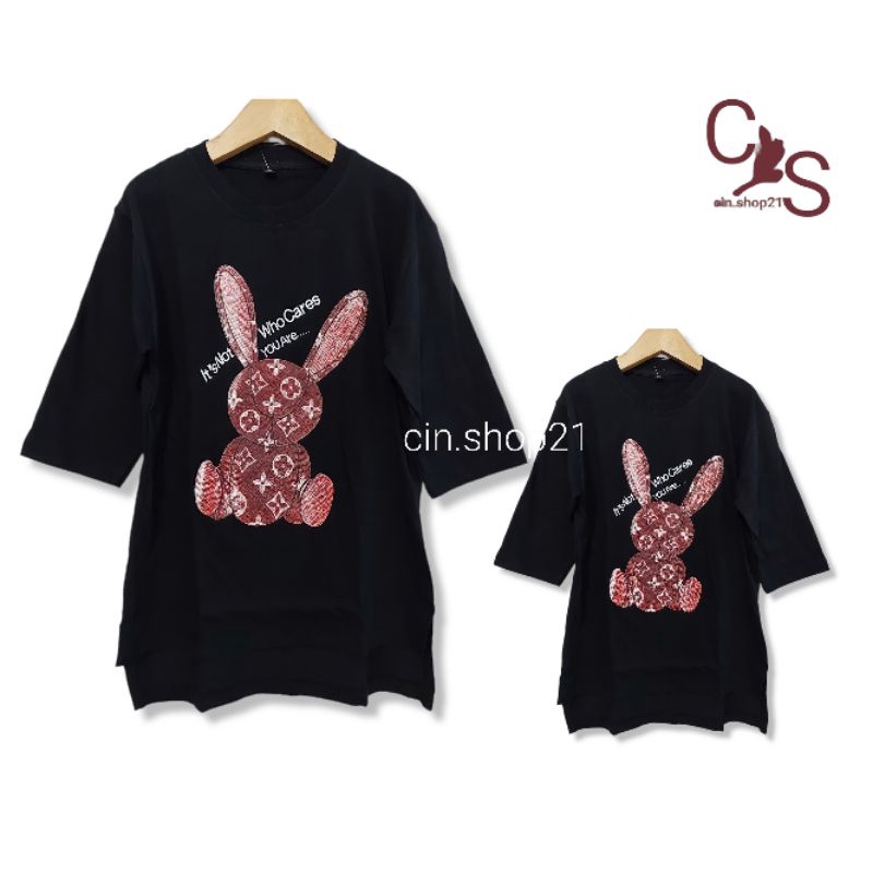 KAOS ATASAN OVERSIZE VIRAL COUPLE MOM &amp; KIDS/KAOS VIRAL OVERSIZE MOM &amp; KIDS/TOP OVERSIZE COUPLE ANAK 3-14 Th &amp; MOM LD 120/KAOS ANAK VIRAL/KAOS TUNIK ANAK (MODEL BELAH SAMPING)
