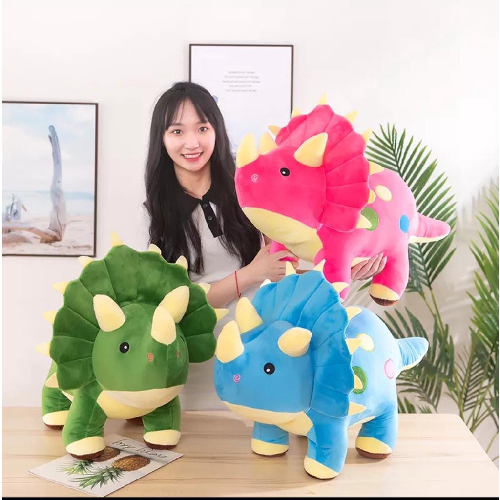 Boneka Dinosaurus Triceraptos Panjang 40cm Berlabel SNI