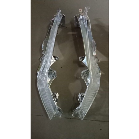 reflektor acrilik alis kacamata crum alis motor Vario 160 original