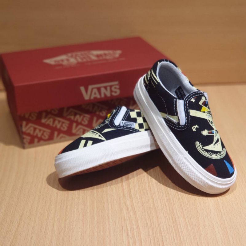 SEPATU VANS SLIP ON ANAK MOMA HITAM PREMIUM HIGH QUALITY SEPATU ANAK ANAK SLIP ON SEPATU ANAK LAKI LAKI