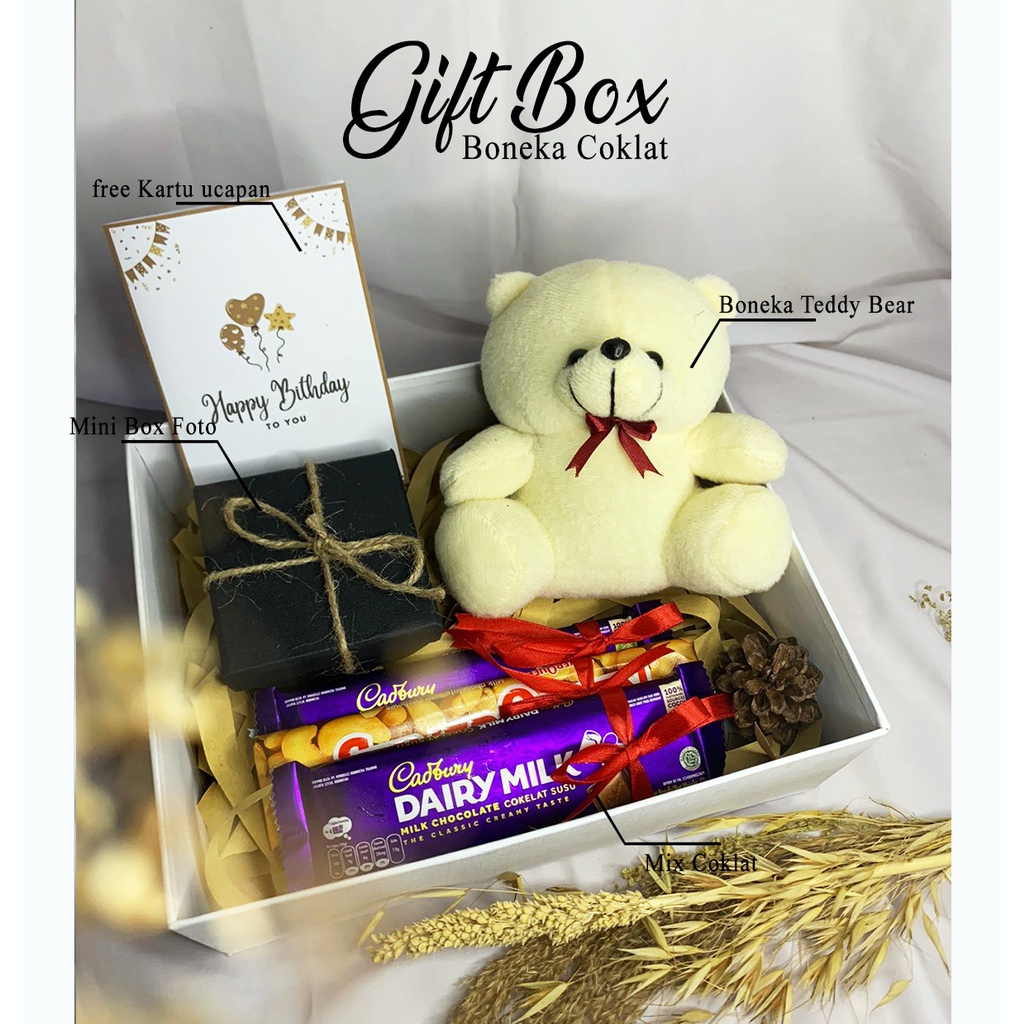 

Kado ultah untuk pacar Hamper Boneka Coklat Mix ( Diry Milk - Silverqueen ) hadiah untuk ultah / anniversary pacar cewek cowok