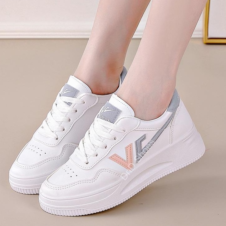 Sepatu Sneakers Wanita Putih Ori Dane and Dine Q1615