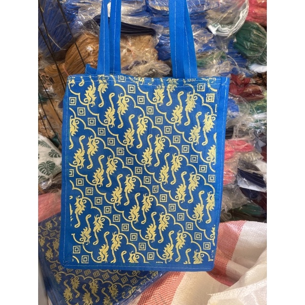 HARGA LUSIN 12 BIJI- TAS HAJATAN BATIK HEBOH SIZE 22x22