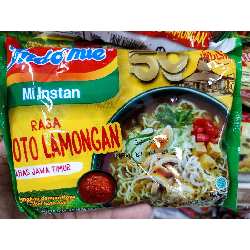 

Indomie Soto lamongan khas jawa timur / Mie Instan