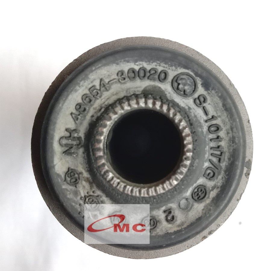 Karet Bush Bushing Arm Depan Kecil Toyota Crown 48654-30020
