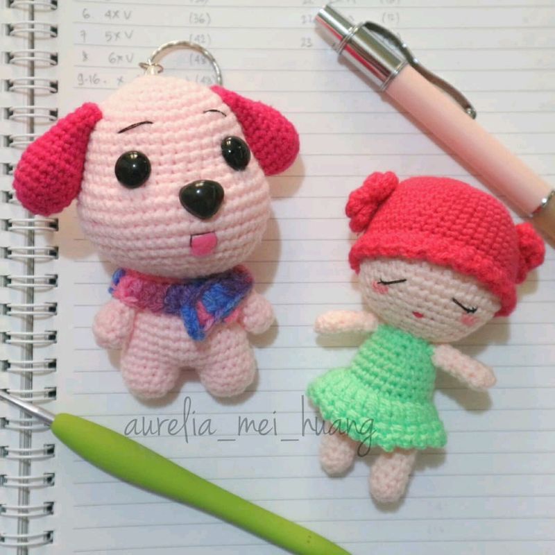 Boneka rajut anjing