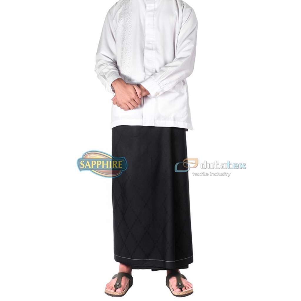 Sarung Tenun Sapphire Polos Hitam Tumpal Sarung Sholat Pria Laki Laki Dewasa Original Shapire