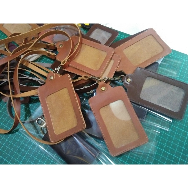 

Id Card Holder / Name Tag Kulit Asli