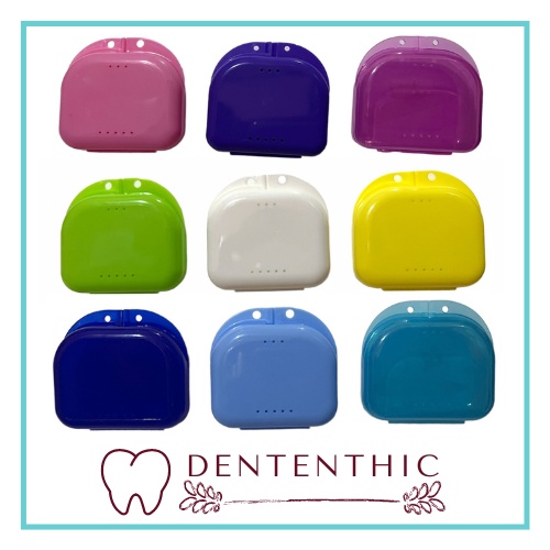 Tempat gigi palsu / denture box / Kotak retainer dental