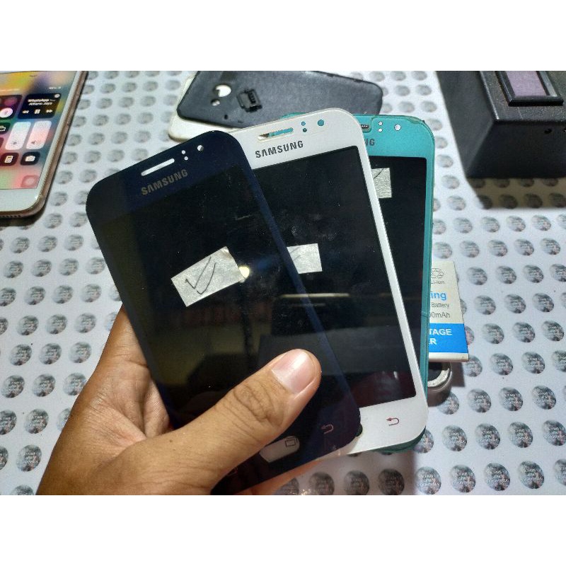 LCD Samsung J1 Ace J111F J110F J110G Original Copotan Normal tested