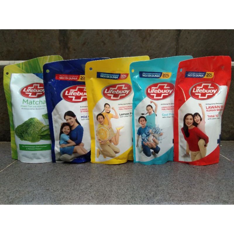 Lifebuoy Sabun Mandi Cair Total 10 / Lemon / Japanese Shiso 250ml