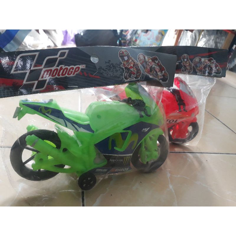 mainan motor gp besar
