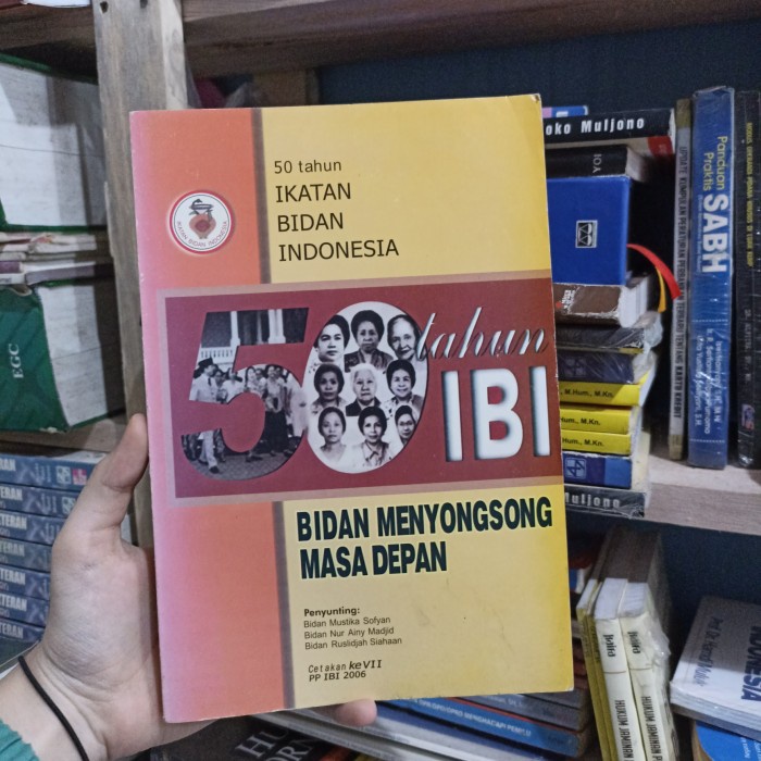 Buku Bidan Menyongsong Masa Depan preloved original