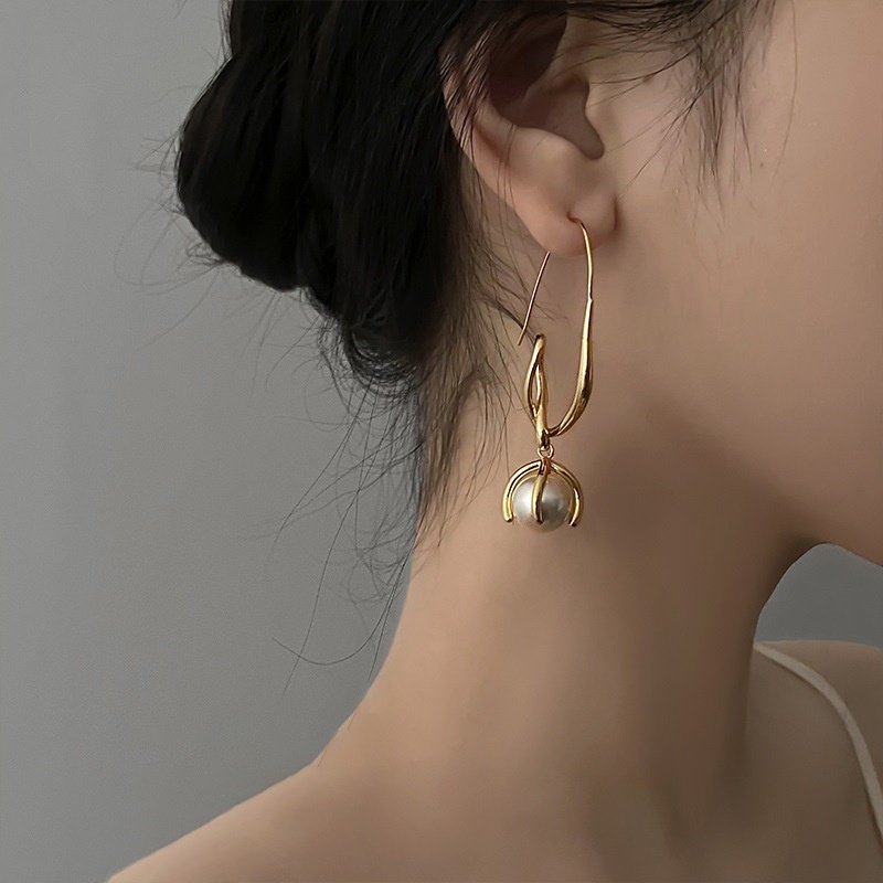 Anting Tusuk Desain Geometri Hias Mutiara Gaya Korea Untuk Wanita