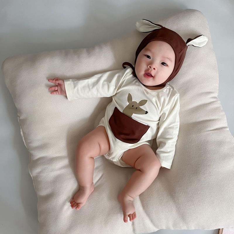 Kangaroo romper bayi