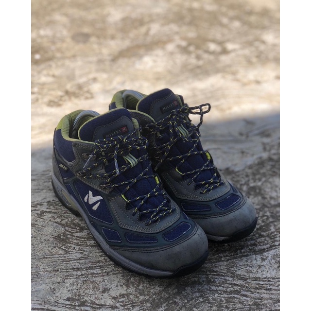 Sepatu gunung second original millet