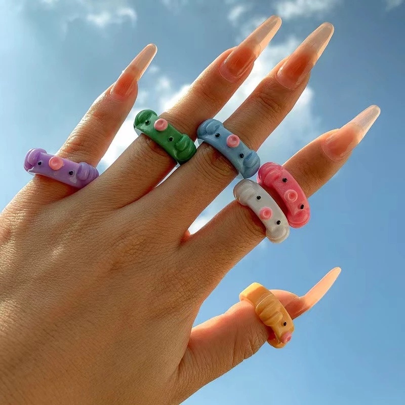 Cincin Bentuk Kartun Hewan Gurita Beruang Bahan Resin Warna Permen Untuk Wanita