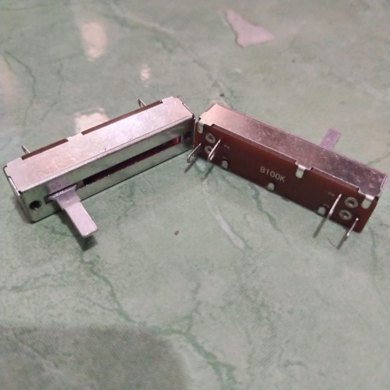potensio geser 5cm Bahan besi