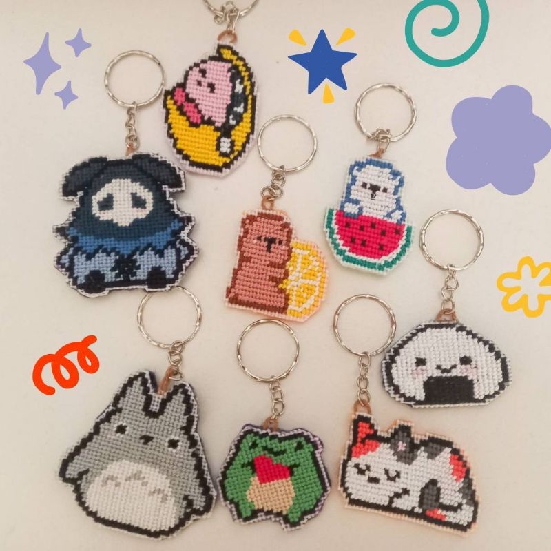 Gantungan kunci bros pin aesthetic handmade / ganci aesthetic handmade/ bros pin aesthetic handmade 