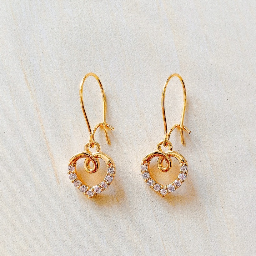 Anting Wanita Akar Hati Zirconia Gold