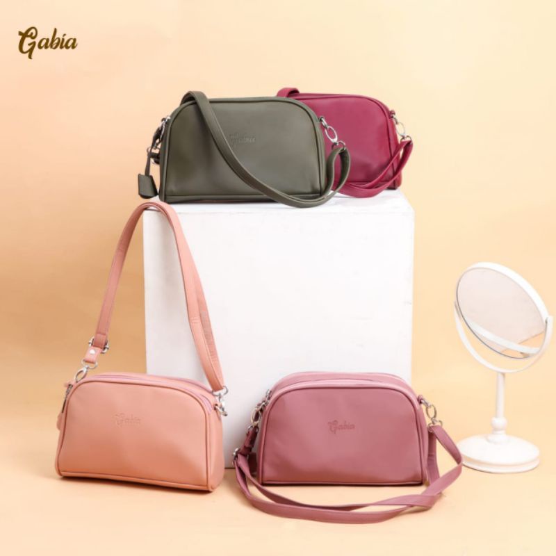 Tas wanita selempang simple Vanilla bag by Gabia