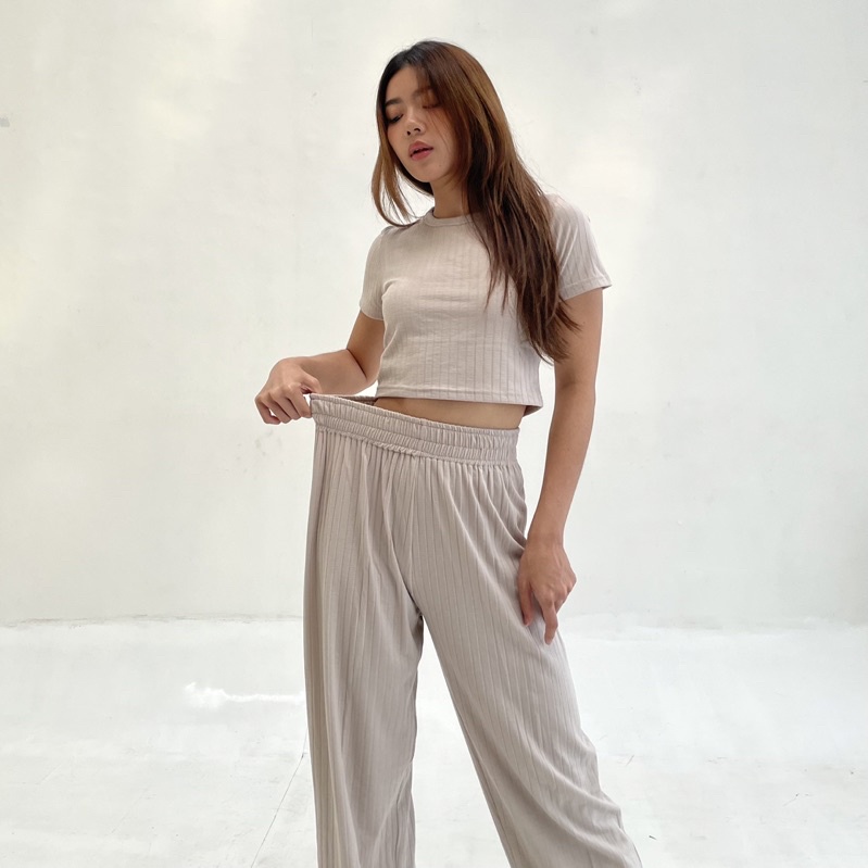 GEMMA SET | Setelan Wanita Ribbed Knit Set Crop Top Lengan Celana Panjang Highwaist Highwaisted Pants